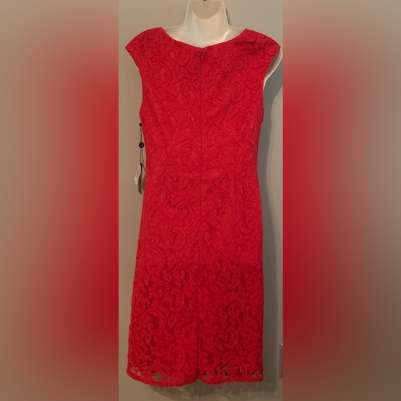 Designer Adrianna Papell Red Lace Dress Women’s 8 NEW NWT special occasion - Picture 2 of 12